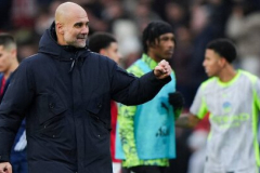Vì sao Pep Guardiola giữ nguyên đội hình xuất phát của Man City?